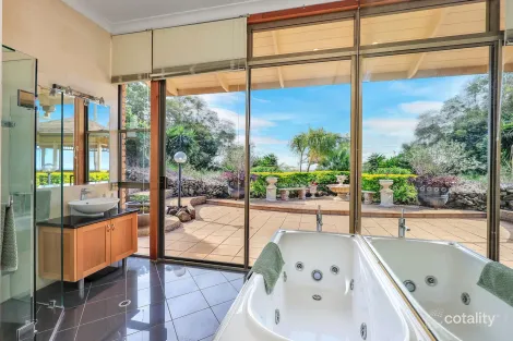 Property photo of 44 Rehbein Avenue Qunaba QLD 4670