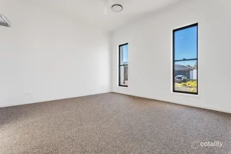 Property photo of 7 Awesome Drive Narangba QLD 4504