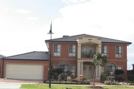 19 Lake View Bvd, Keysborough, VIC 3173