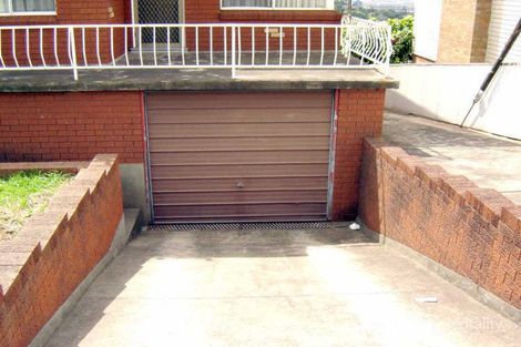 Property photo of 256 Flagstaff Road Lake Heights NSW 2502