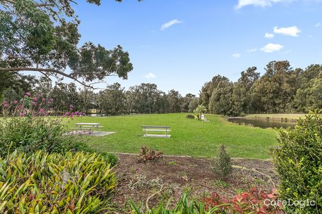 Property photo of 96 Casuarina Crescent Kanahooka NSW 2530