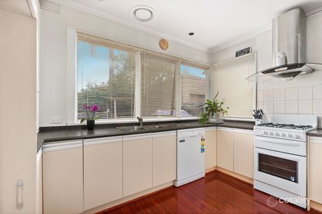 Property photo of 7 Lindisfarne Drive Burwood East VIC 3151