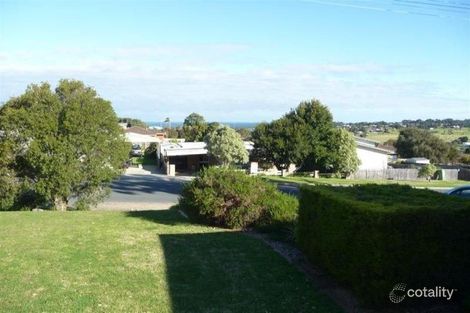 Property photo of 38 Capes Road Lakes Entrance VIC 3909