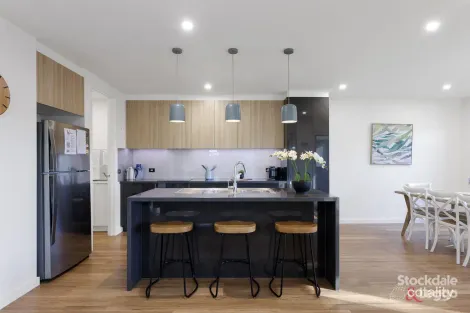 Property photo of 5 Birch Crescent Cowes VIC 3922