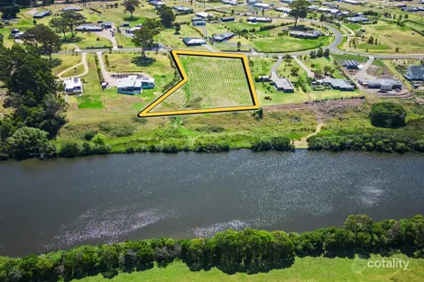 Property photo of 41 Koraleigh View Nicholson VIC 3882
