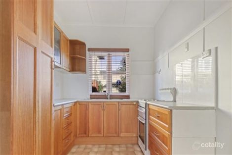 Property photo of 36 Pur Pur Avenue Lake Illawarra NSW 2528