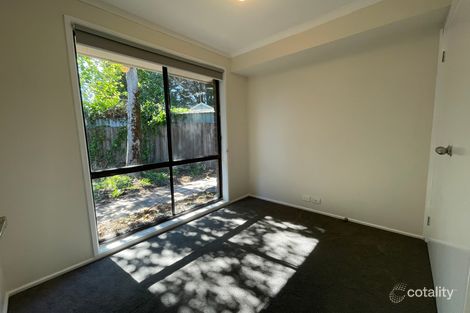 Property photo of 16 Smethurst Avenue Pakenham VIC 3810