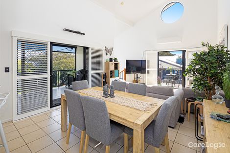 Property photo of 2/12 Landsborough Avenue Scarborough QLD 4020