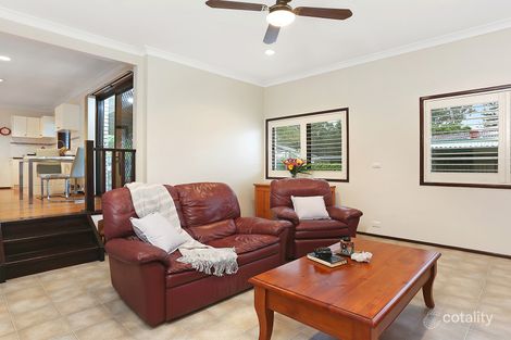 Property photo of 32 Leabons Lane Seven Hills NSW 2147