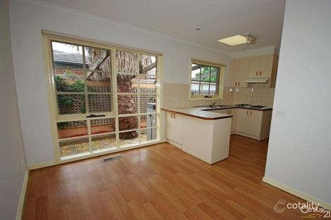 Property photo of 2/9 Capitol Avenue McKinnon VIC 3204