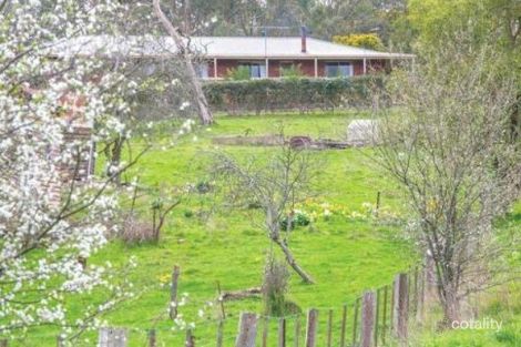 2 Easons Rd, Buninyong, VIC 3357