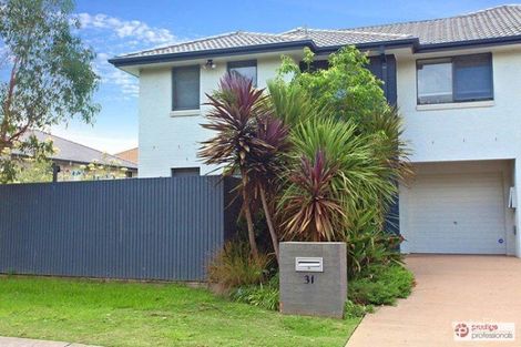 31 Parkwood Rd, Holsworthy, NSW 2173