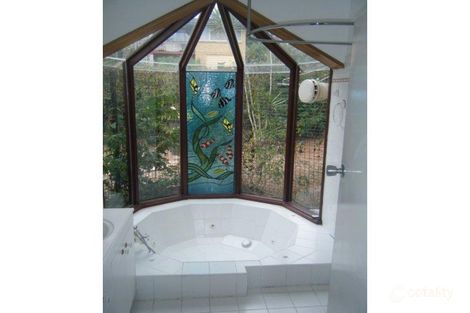 Property photo of 1 Louise Street Kenmore QLD 4069
