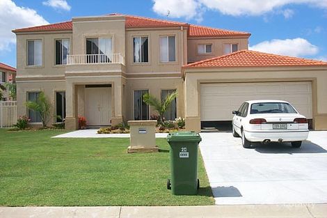Property photo of 22A Tranquility Circuit Helensvale QLD 4212
