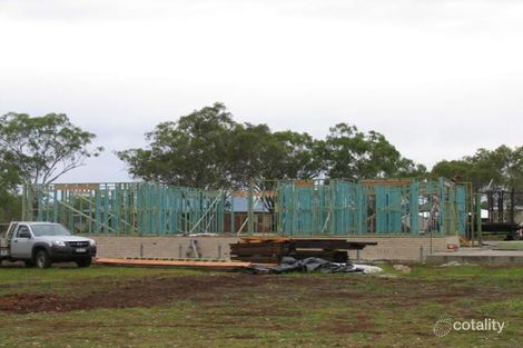 4 Langton Cres, Oakey, QLD 4401