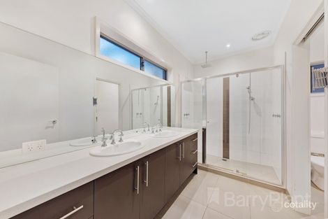 Property photo of 3 Augusta Walk Point Cook VIC 3030