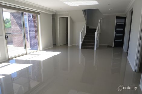 Property photo of 2/11 Barringun Crescent Clayton South VIC 3169