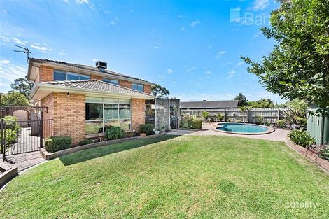 Property photo of 5 Lauriston Drive Endeavour Hills VIC 3802