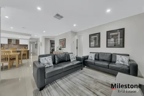 Property photo of 18 Temple Street Tarneit VIC 3029