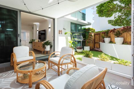 1a/28 Bayview St, Runaway Bay, QLD 4216