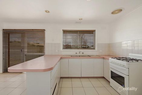 Property photo of 8 Douglas Avenue St Albans VIC 3021