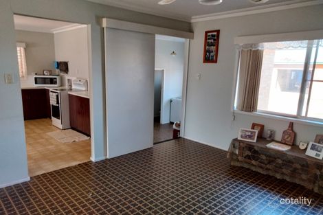 Property photo of 4 Schmidt Street Kepnock QLD 4670