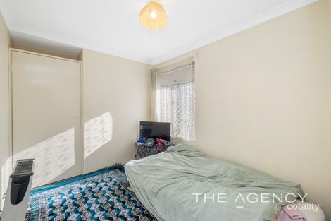 Property photo of 1 Farringdon Place Alexander Heights WA 6064