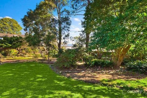 Property photo of 10 Woodside Grove Forestville NSW 2087