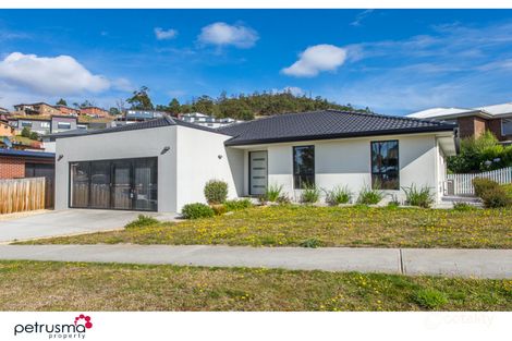 61 Branscombe Rd, Claremont, TAS 7011