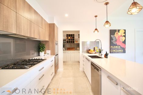 Property photo of 90 William Maker Drive Orange NSW 2800