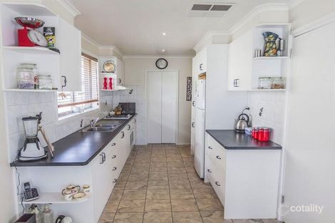 Property photo of 21 Bamford Avenue Westmeadows VIC 3049