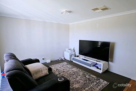 Property photo of 27 Calneggia Drive Byford WA 6122
