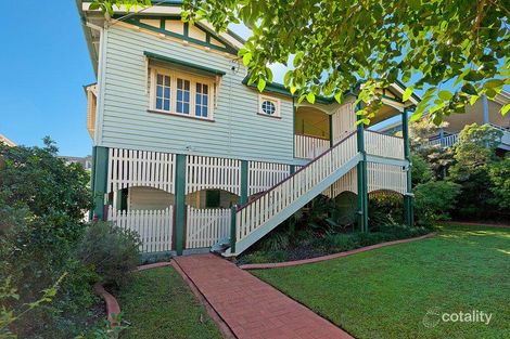 30 Cyril St, Camp Hill, QLD 4152