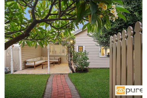 209b Gildercliffe St, Scarborough, WA 6019