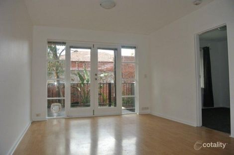 Property photo of 2/52-54 Clyde Street St Kilda VIC 3182