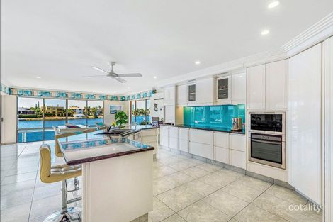 Property photo of 138 Port Jackson Boulevard Clear Island Waters QLD 4226