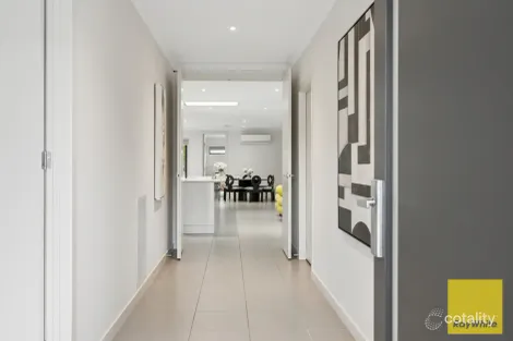 Property photo of 10 Corboy Close Point Cook VIC 3030