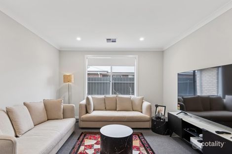 Property photo of 5 Murray Drive Riverglades SA 5253