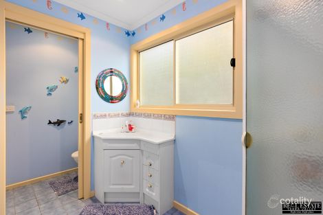 62 St Andrews Dr, Chirnside Park, VIC 3116