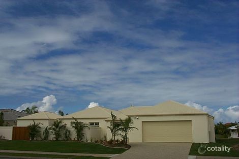 5 Shorehaven Dr, Noosaville, QLD 4566