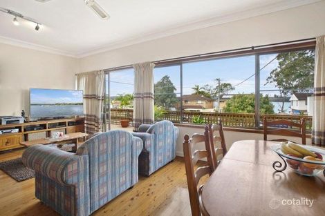 Property photo of 41 Noamunga Crescent Gwandalan NSW 2259