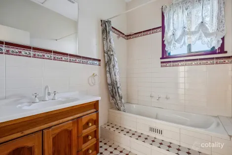 Property photo of 78 Thomas Street Murray Bridge SA 5253