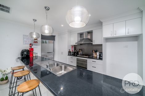 Property photo of 40 Rainbow Drive Estella NSW 2650