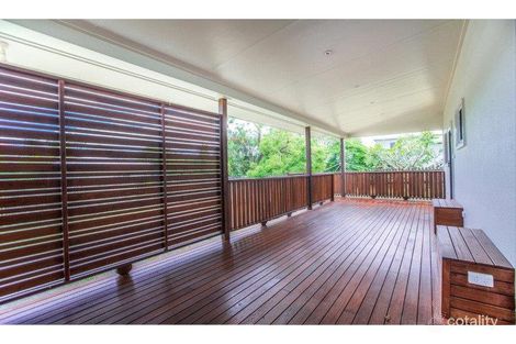 Property photo of 10 Wall Street Lammermoor QLD 4703