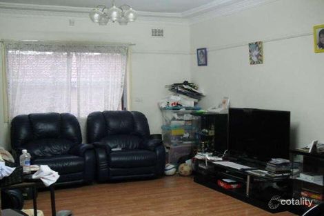 Property photo of 14 Urunga Parade Wiley Park NSW 2195