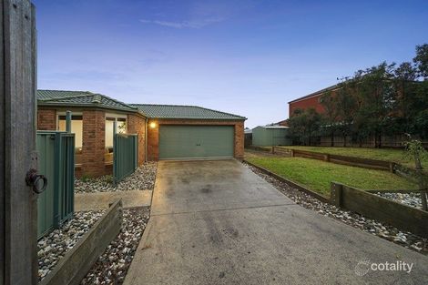 Property photo of 20 Lake View Drive Narre Warren South VIC 3805