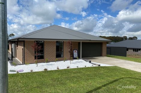 77 Buckland Dr, Orange, NSW 2800