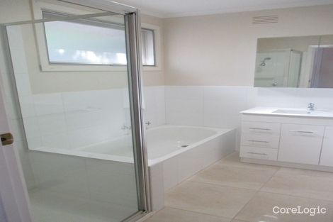 Property photo of 3/107 Bogong Avenue Glen Waverley VIC 3150