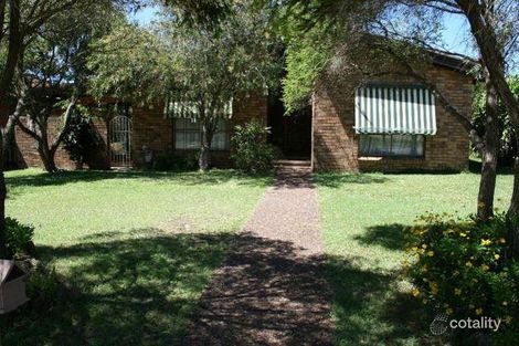3 Barramundi Pl, Bateau Bay, NSW 2261