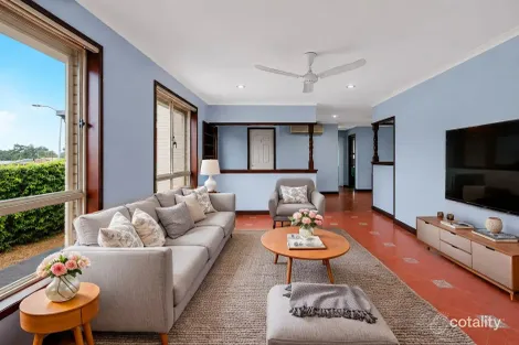 Property photo of 26 Falvey Crescent Goodna QLD 4300